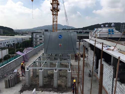 如何控制密閉式冷卻塔的噪聲(有效的冷卻塔噪聲處理解決方案)